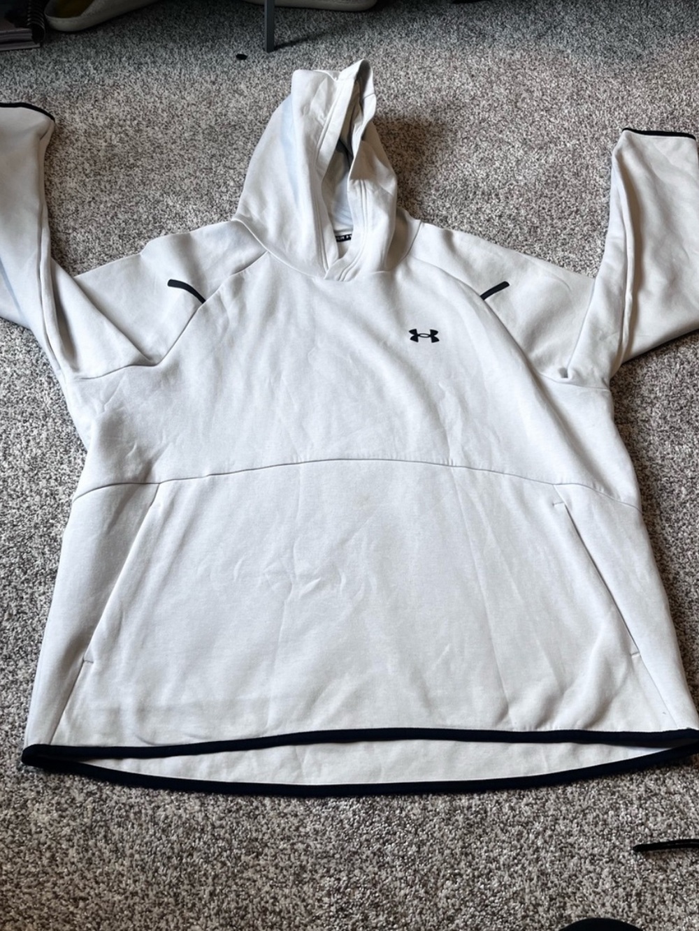Under Armour Men’s Oversized Hoodie XL Cream Fleece Pullover Sweatshirt